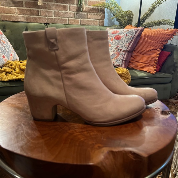 Ecco Liege Ankle Boots 9.5 - Picture 6 of 7